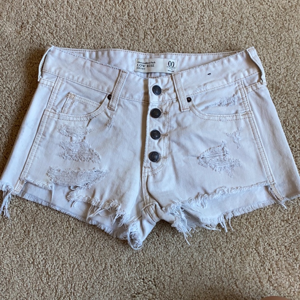 Abercrombie button up distressed shorts